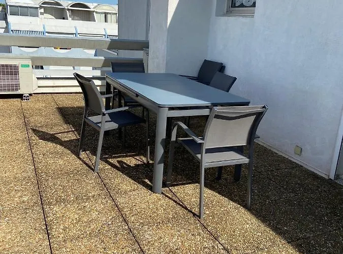Grande Terrasse Climatise * Le Grau-du-Roi